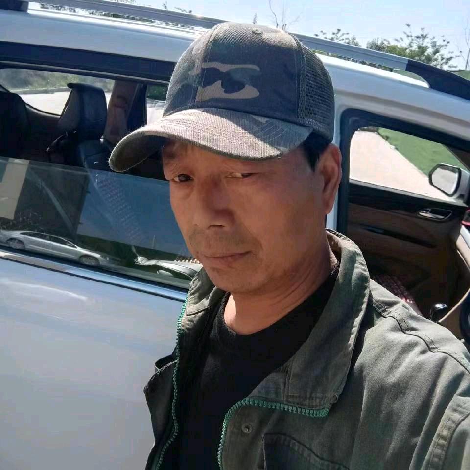 专业的事交给专业人  搭彩钢瓦