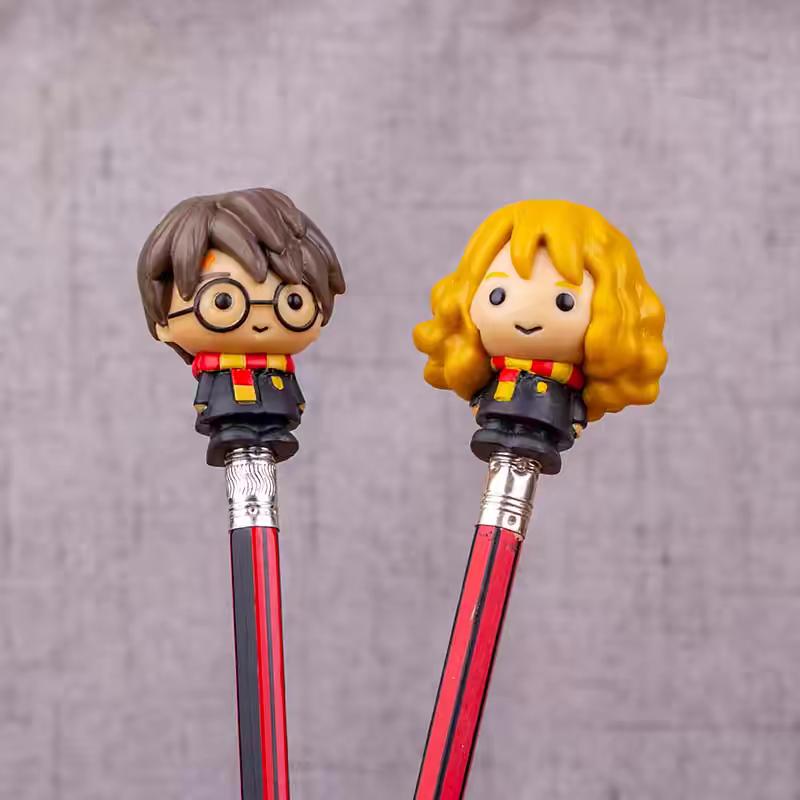 东莞库存潮玩玩具礼品特价批发