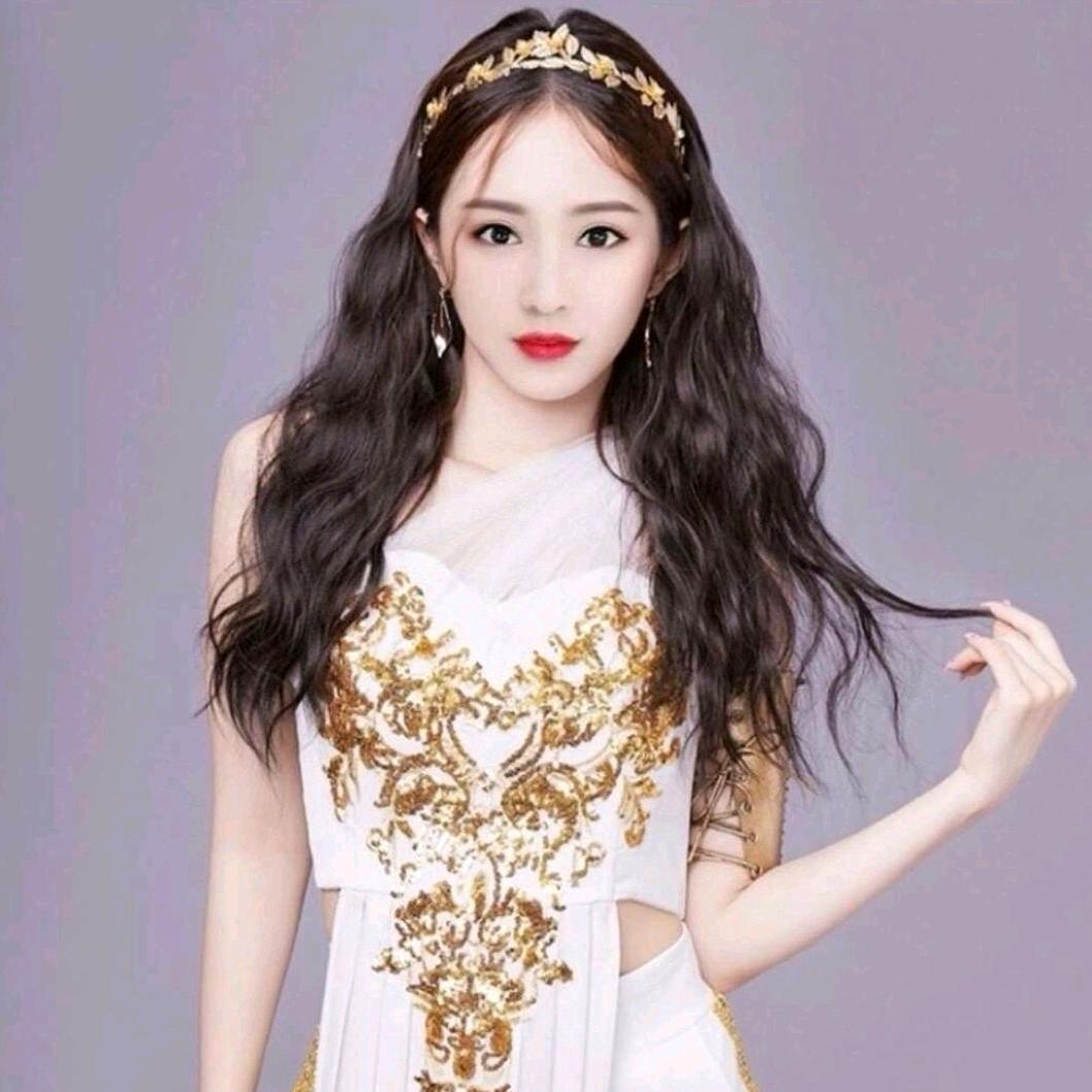 歌者🎤宝儿🎖