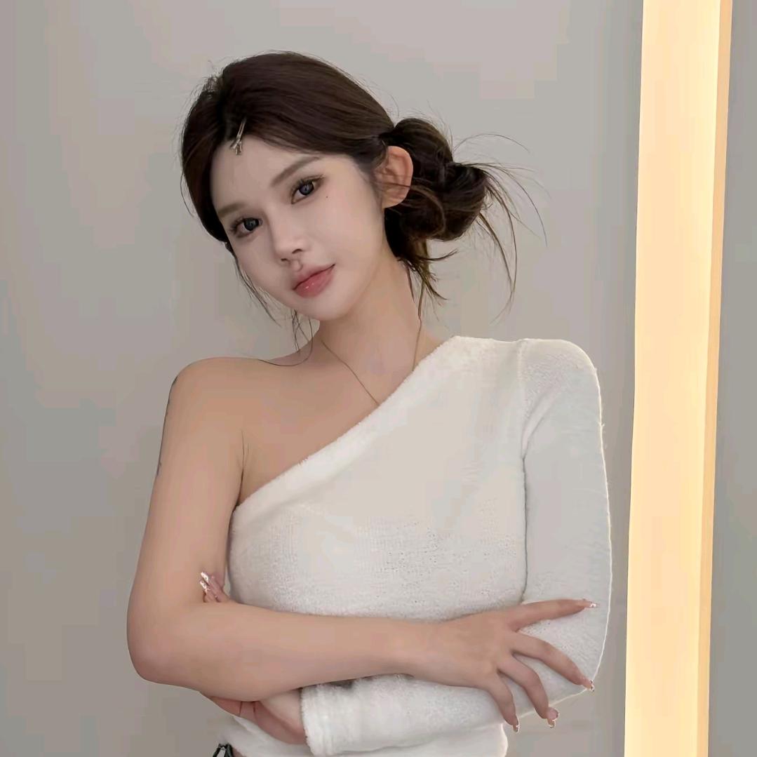 徐媛媛（小跟班）