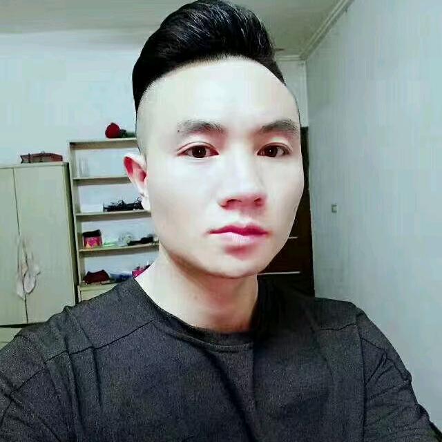 鹿万三炭火烤鱼汪永辉