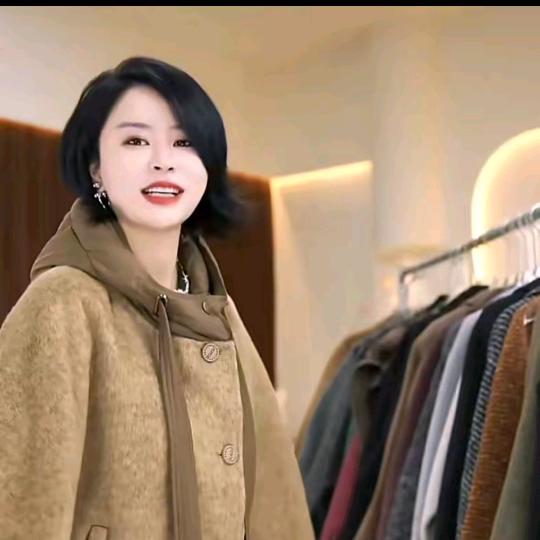 李大美高端羊绒工厂店（日常穿搭）