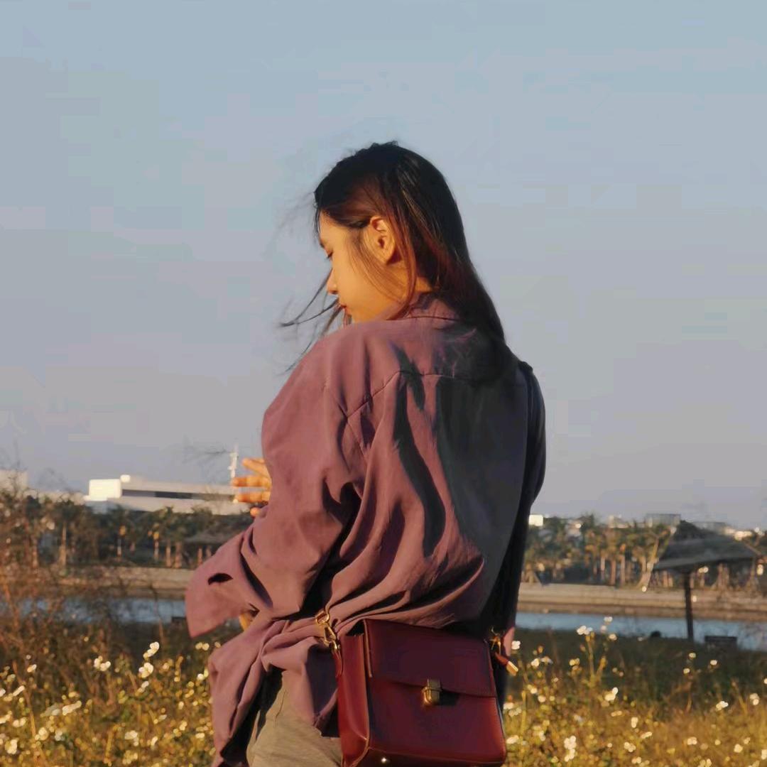 七匹狼妹子（七匹狼男装抱由店）