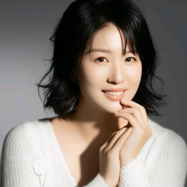 花溪跟拍美妆创始人康冉