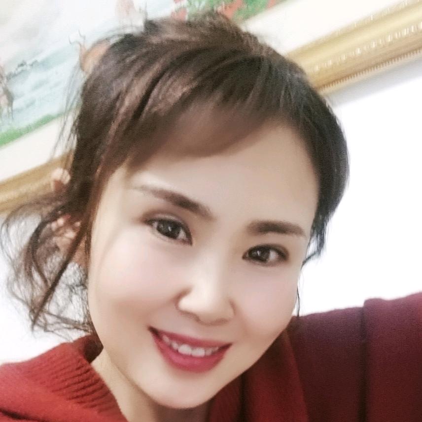 英子