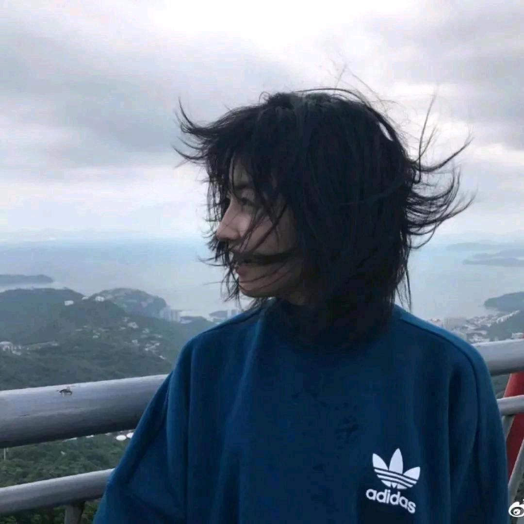你饿不饿