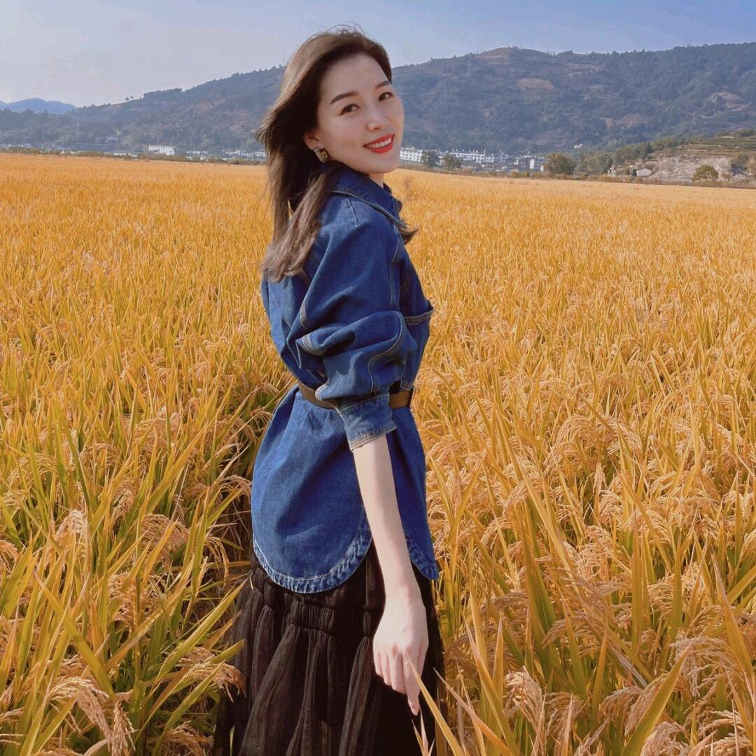 玥玥吖
