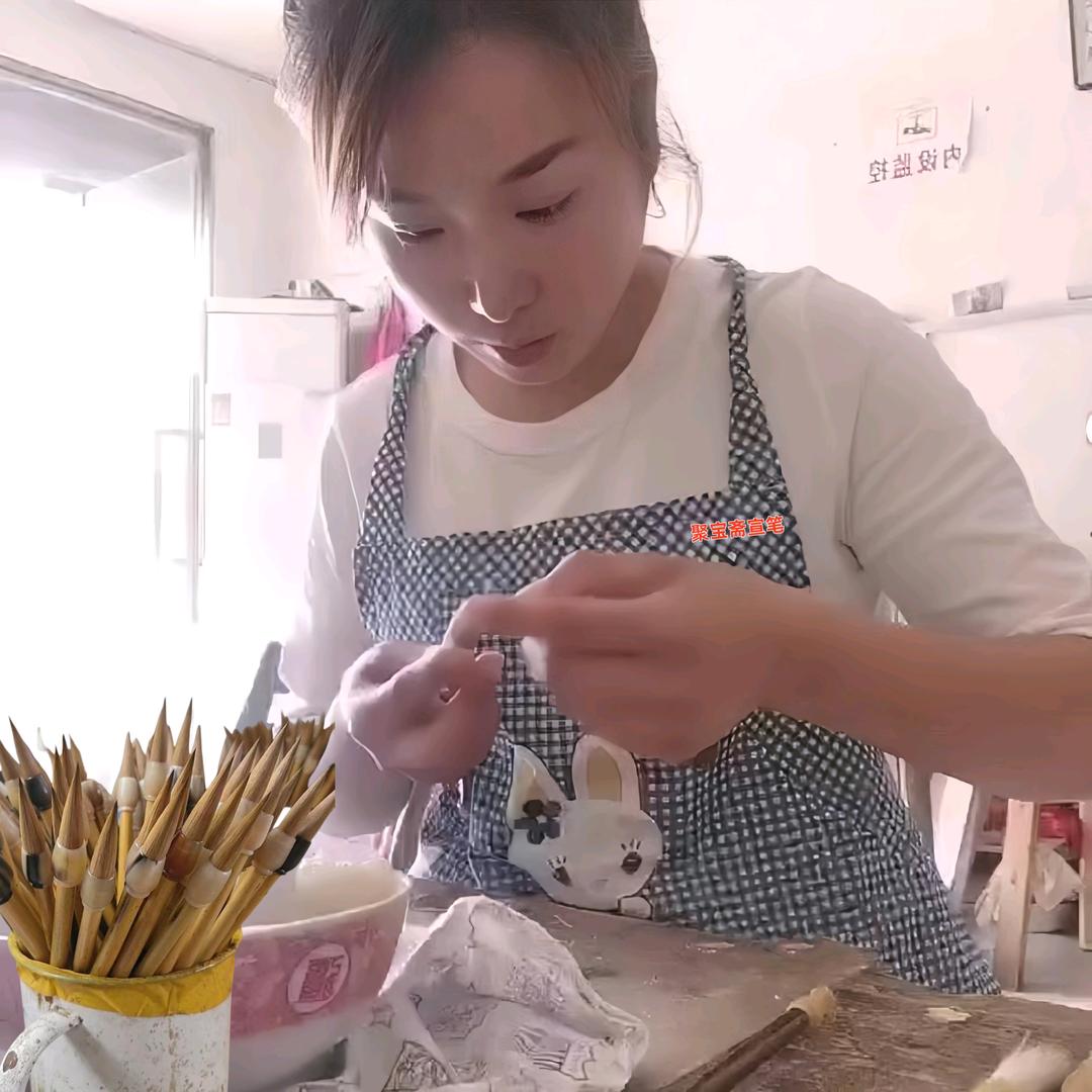 泾县聚宝斋毛笔艺花牌文房