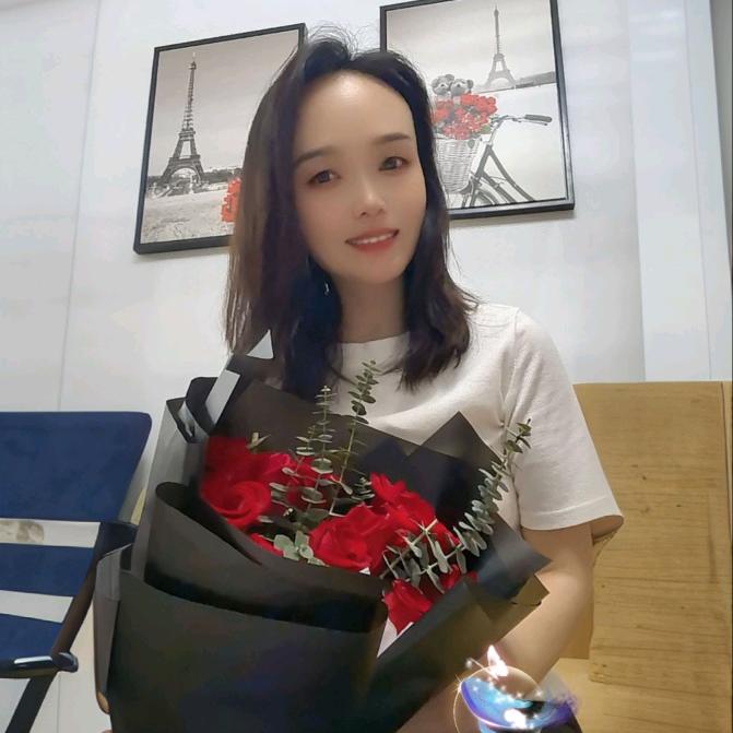 燕郊英子^_^