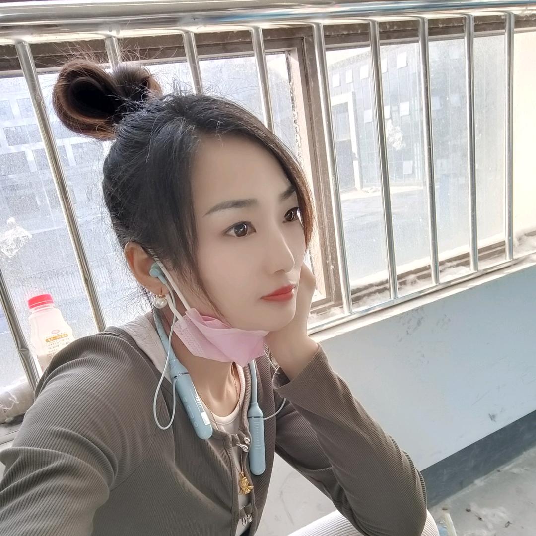 .̶♡̶眼̶里̶有̶星̶河̶