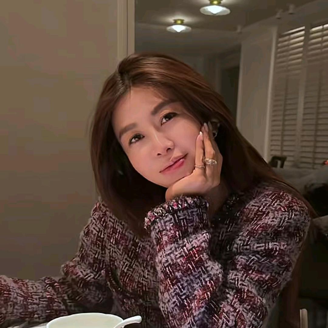 唐老板嘉玲姐（品质穿搭）