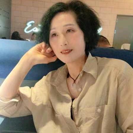 琳姐、唱歌健身九宫格