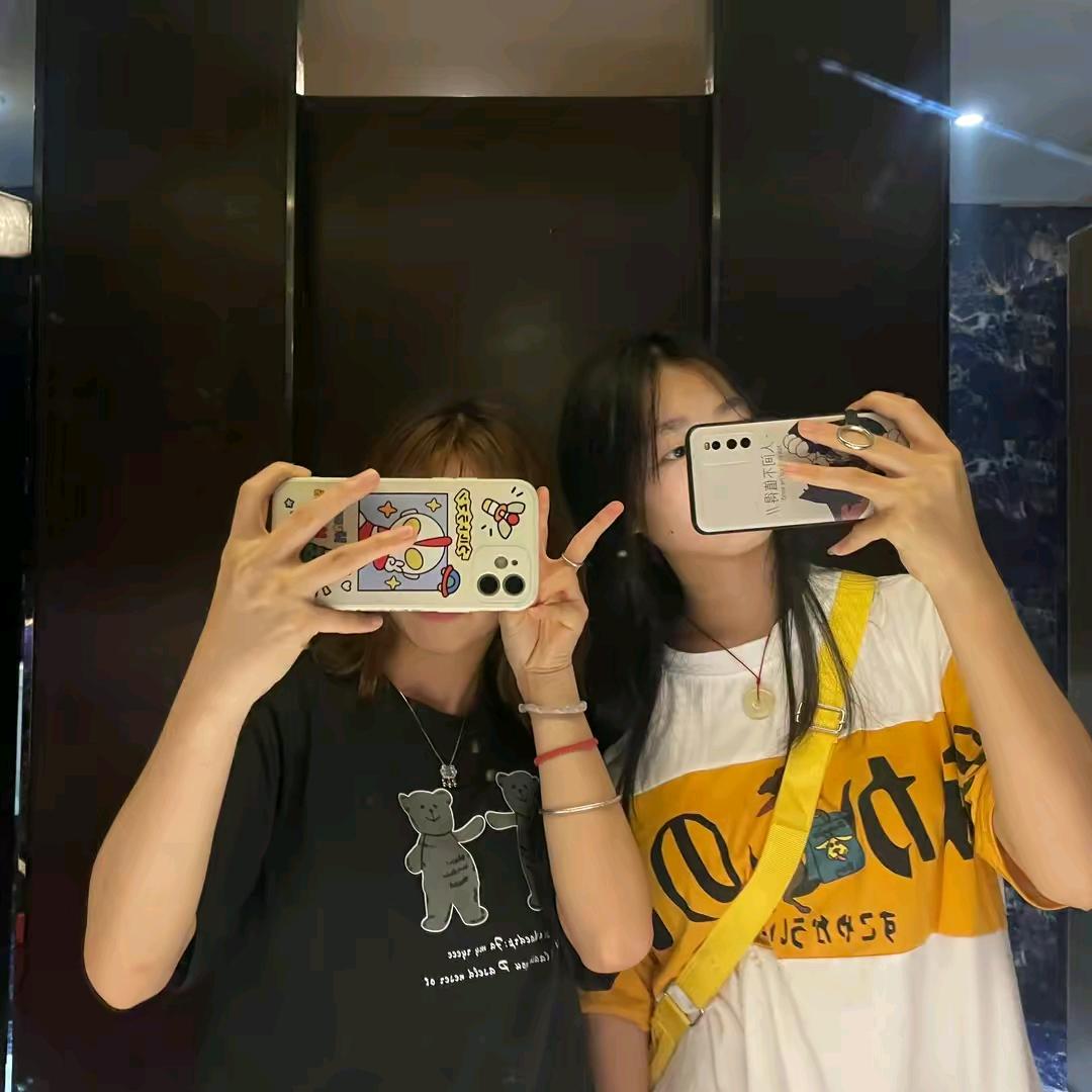小H𓁇𓁋
