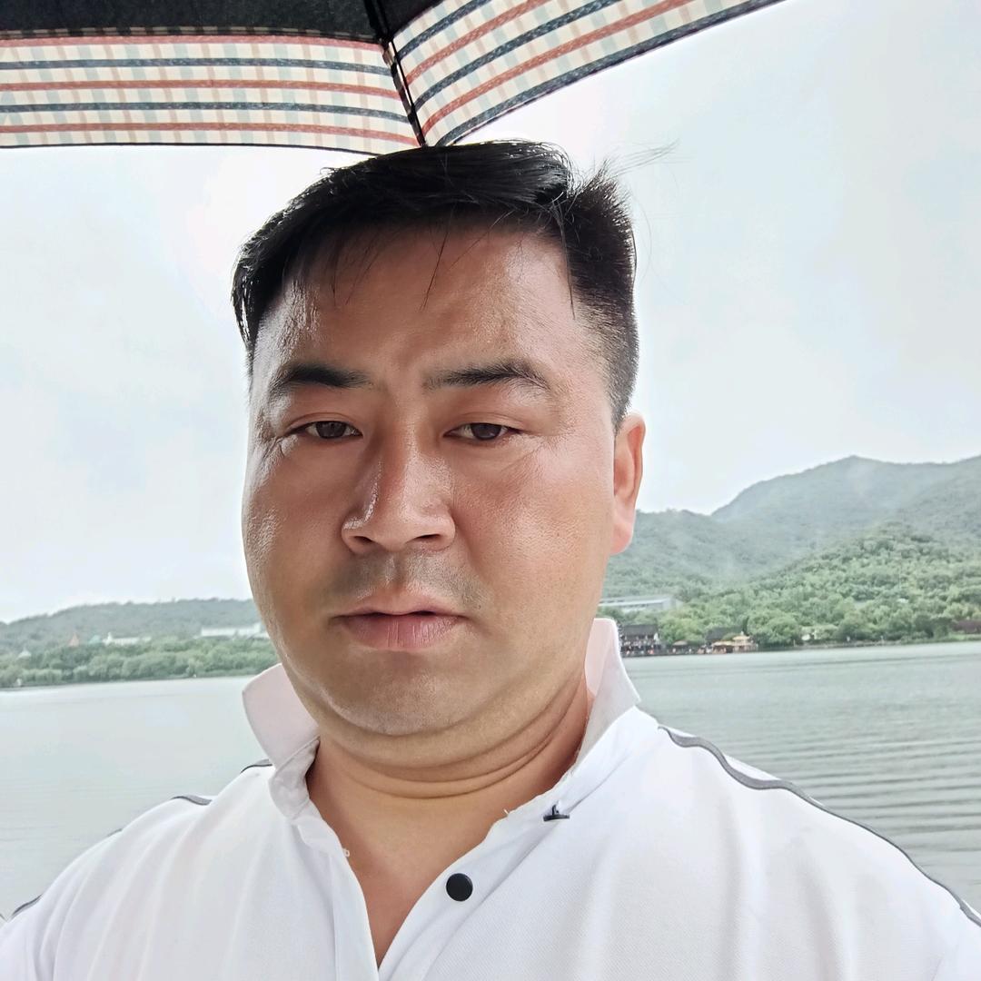 天空飘来五个字，