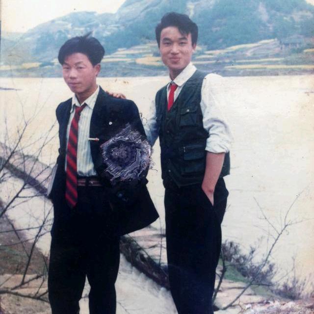 搬砖兄弟
