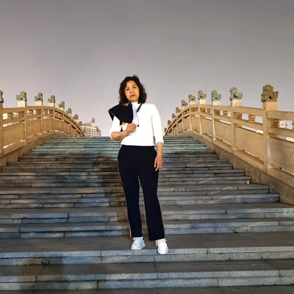 叶子李（不定时开播🎤）