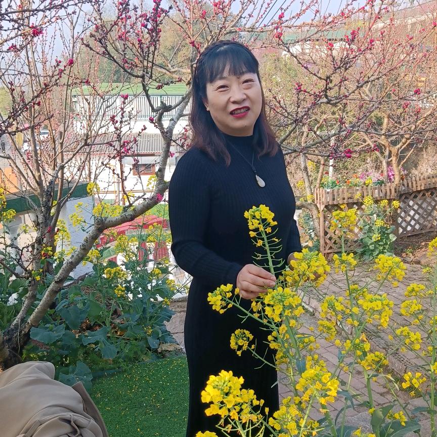 亚朵龙曜喜宴推荐官悦悦