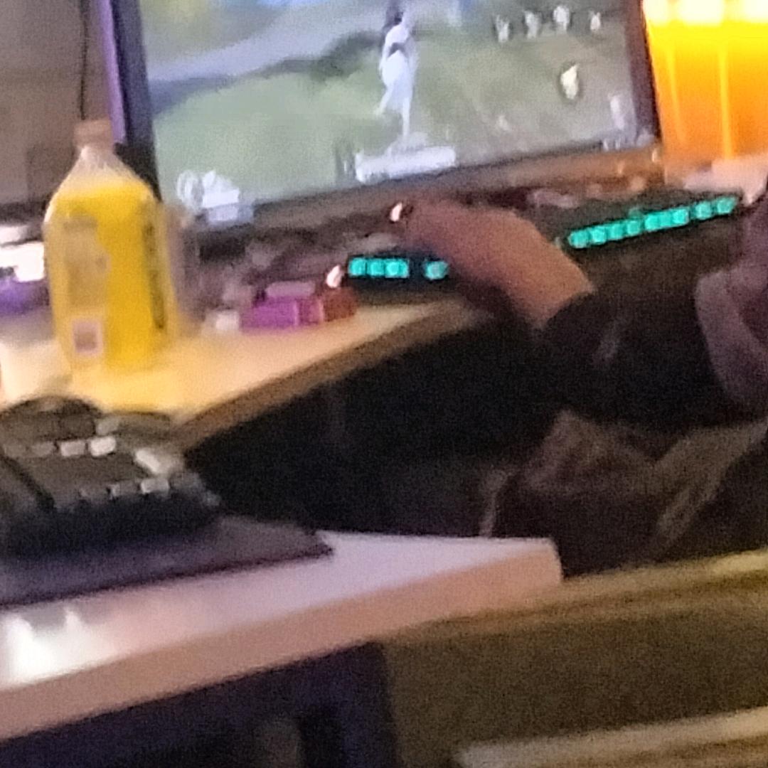 用户8710580911874厉见深