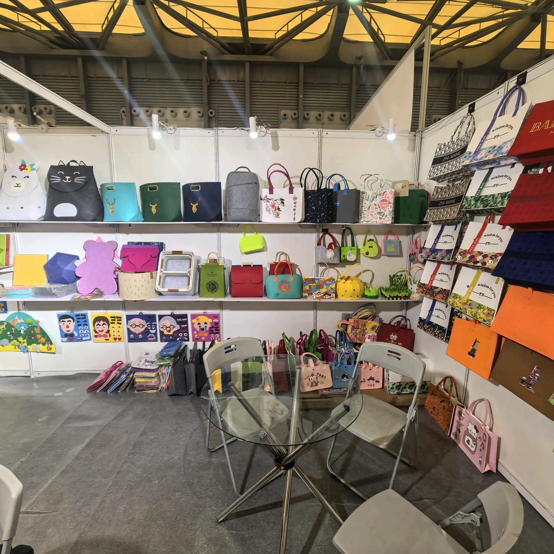 尚顺毛毡/展益毛毡