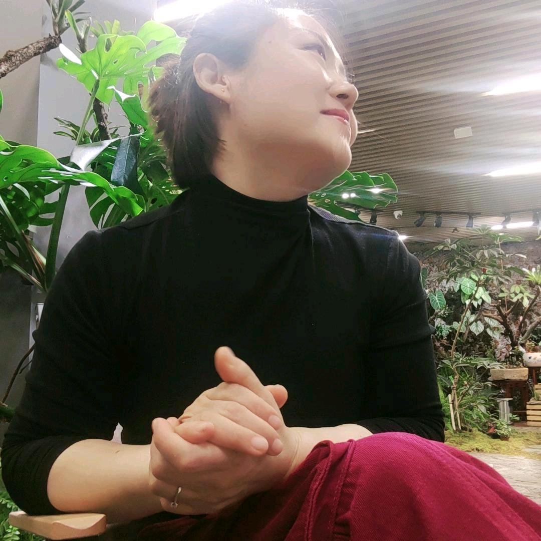 Wu吖(❁´◡`❁)*✲ﾟ*