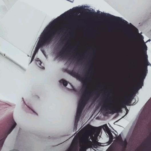 “……”雪✺◟(∗❛ัᴗ❛ั∗)◞✺