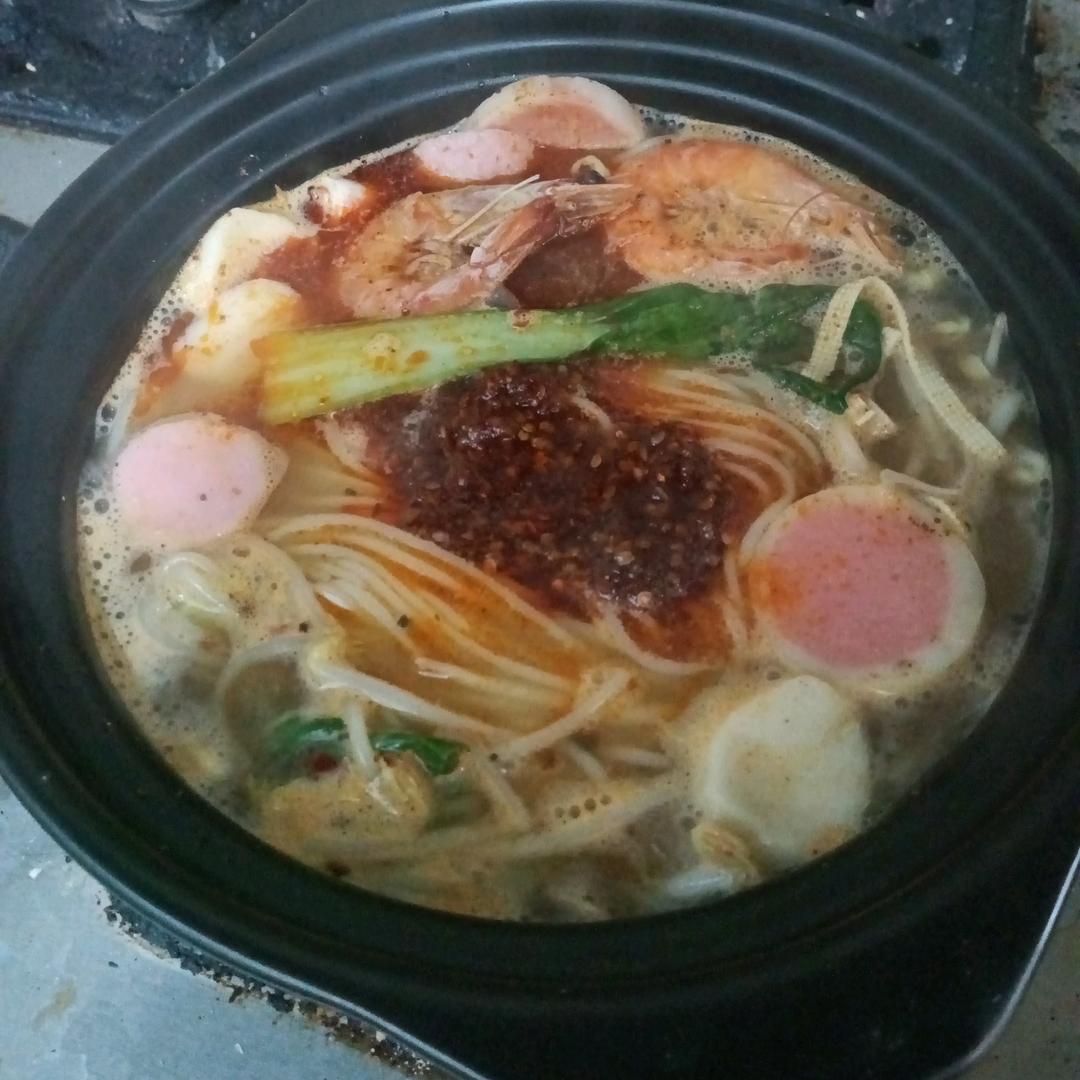 （欣娅）云南过桥米线