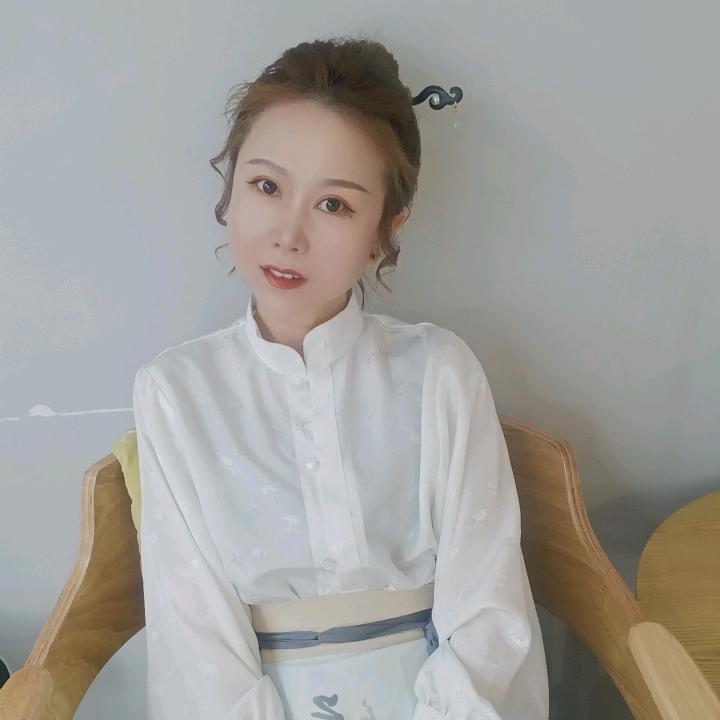 发裁轩💞小汐