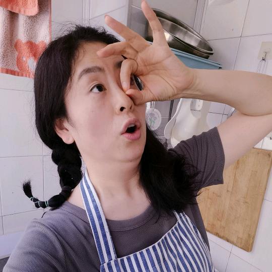 长不大的萌姨