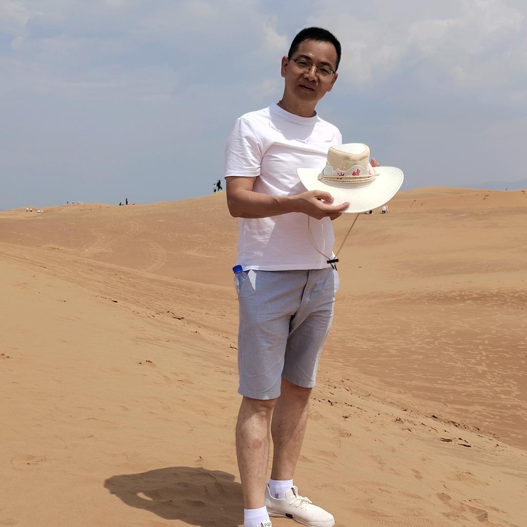 有点不明显的帅气