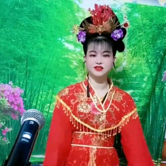 水香，戏迷爱唱山歌