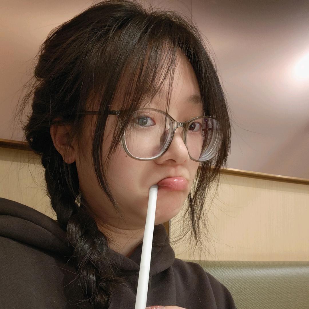 阿☁️.