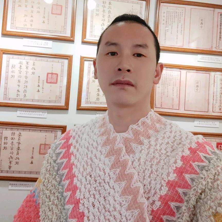 蒙竹黎商贸