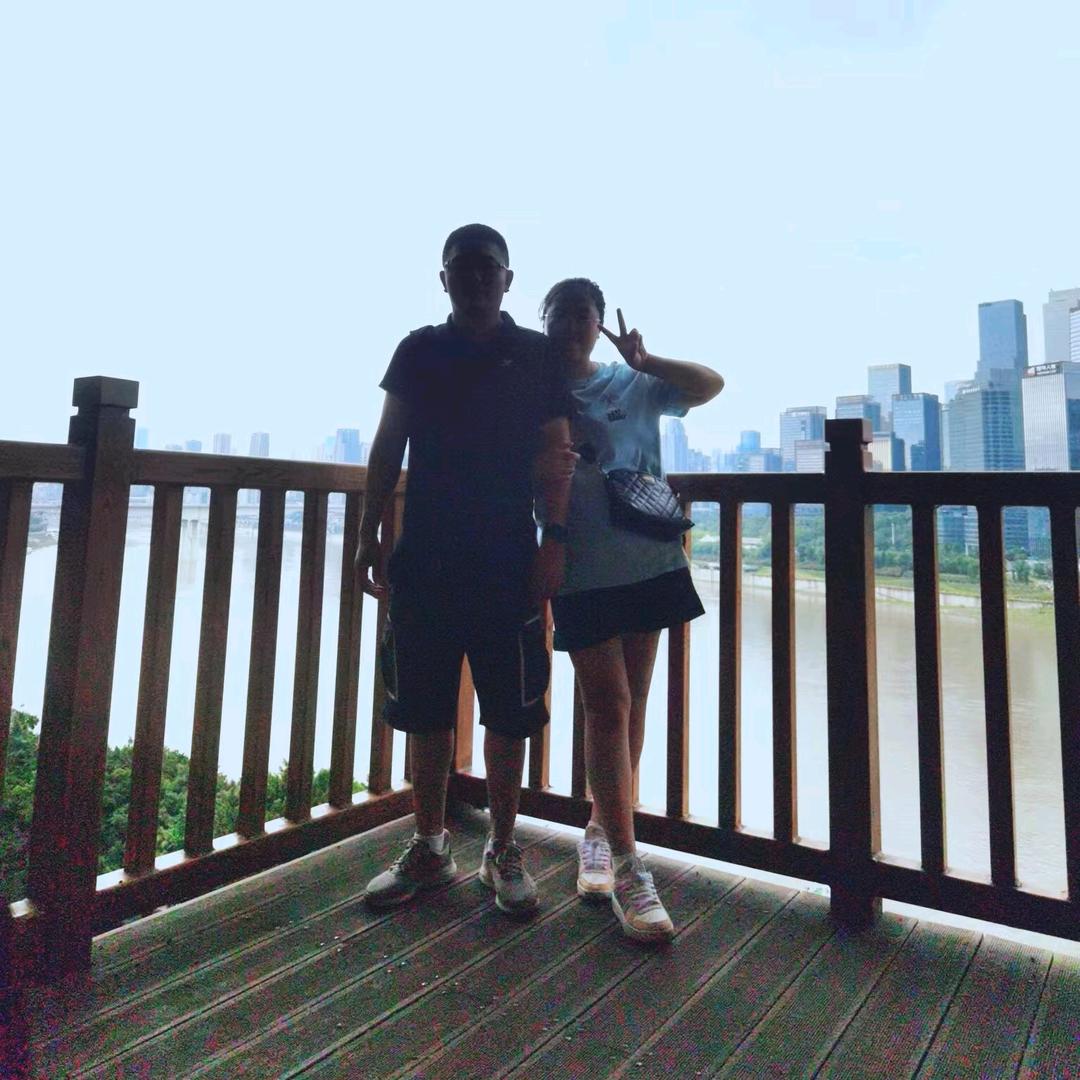 越丑活越久