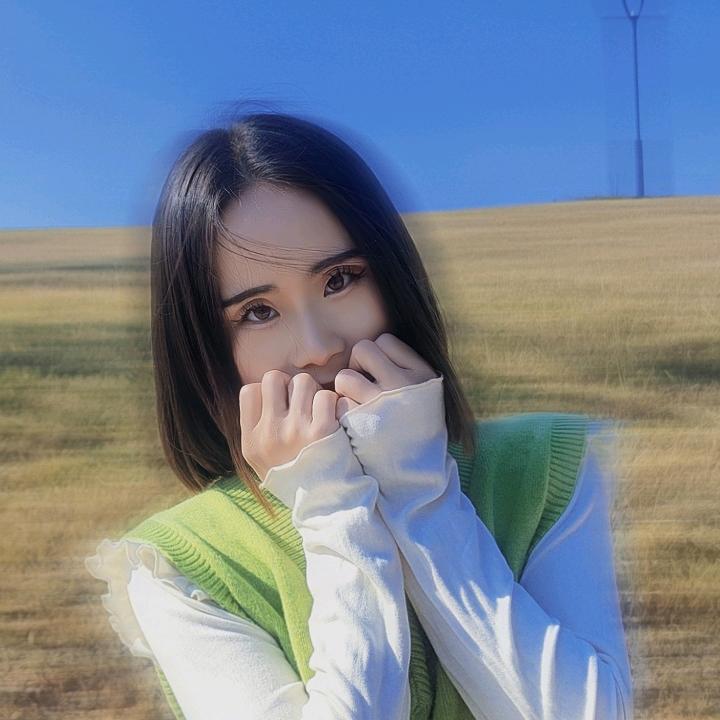 ᕱᕱ单眼皮莓果酱♡୧⍤⃝🍗