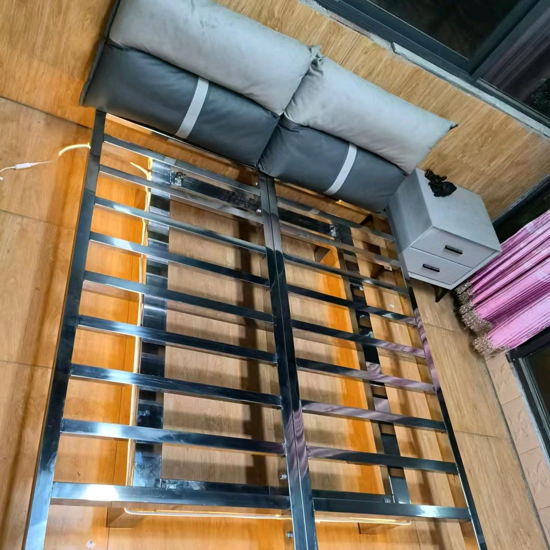 诚硕悬浮床（依梦床品）