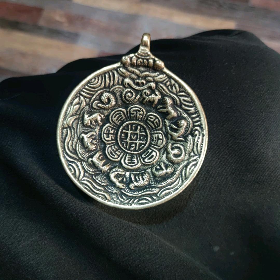 བློ་蓝天哥
