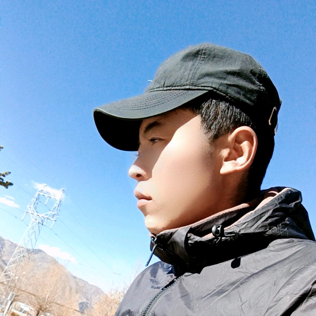 男孩