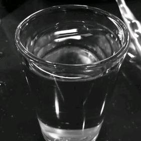 张张@