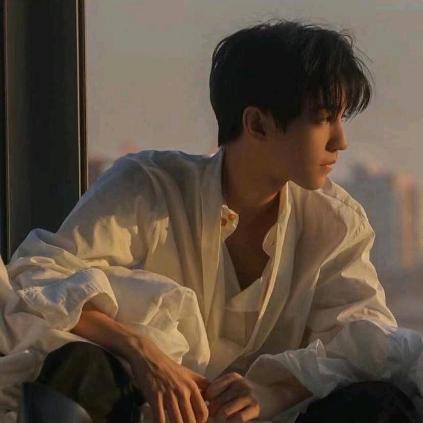 秋秋百货商贸店