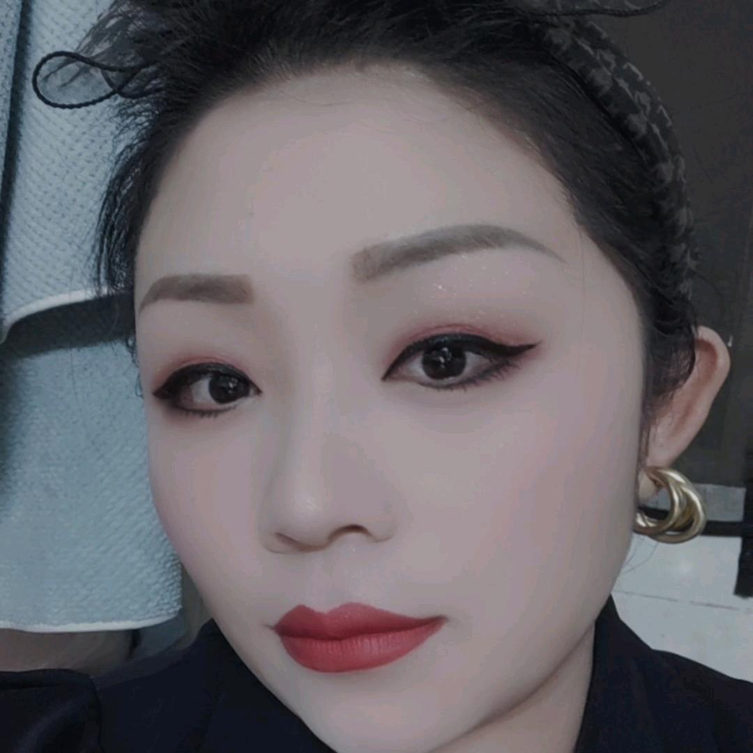 李丹