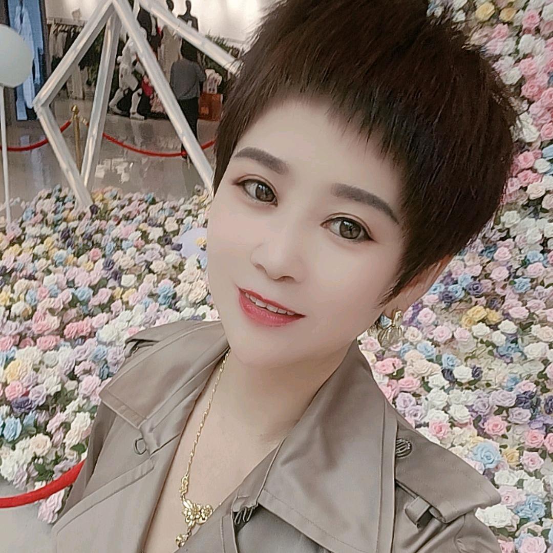 阳光明媚🐶