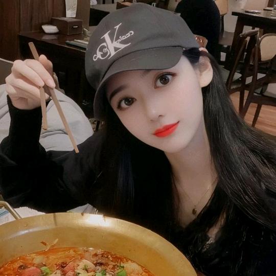 莲姐♥(｡￫v￩｡)♥