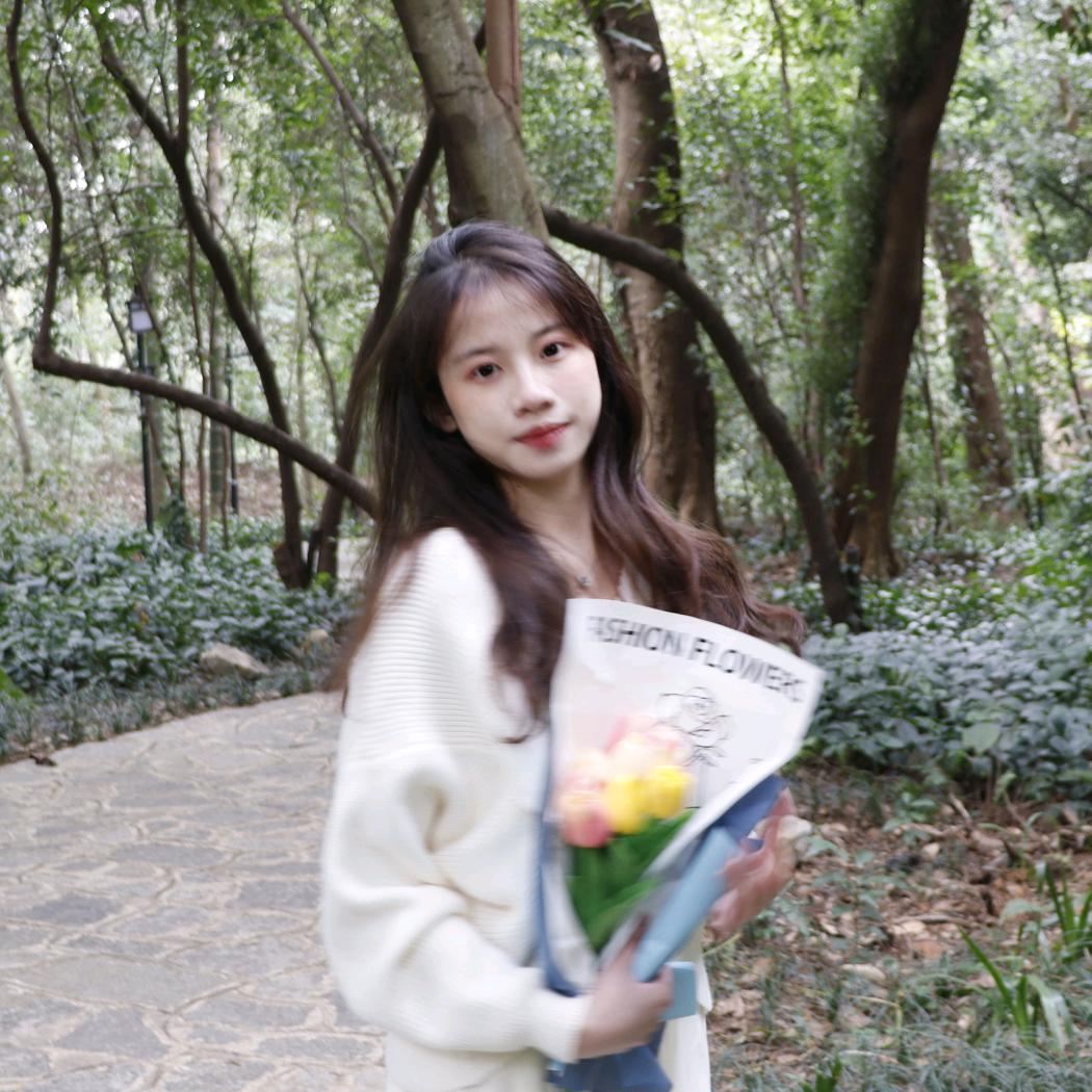 北极熊走路哒哒哒