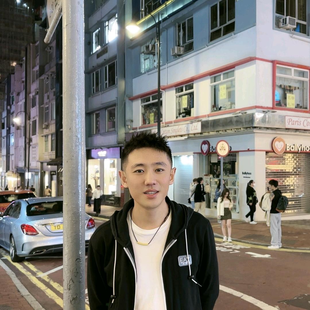 吴桐会飞