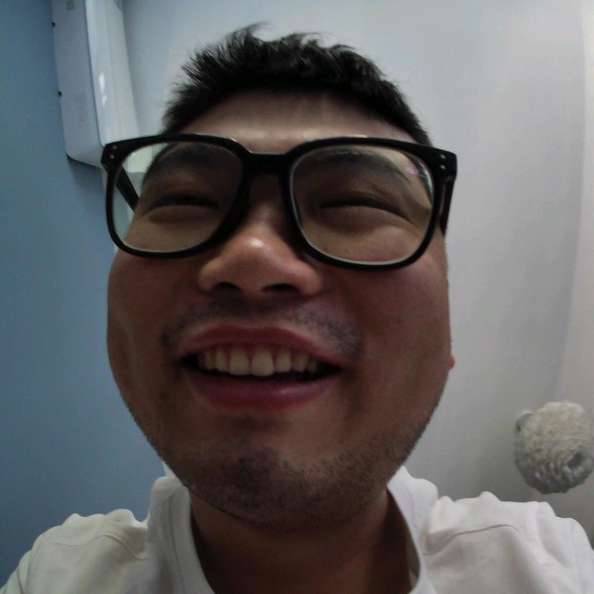 油腻大叔和阿宝