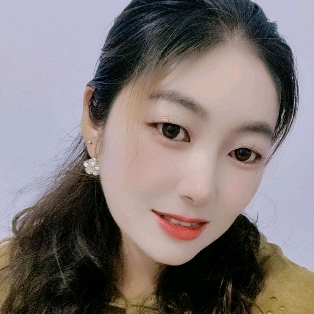 ℳঞ小美 💕 ❧⁵²⁰