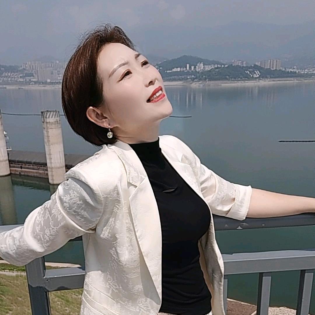 云朵姐姐