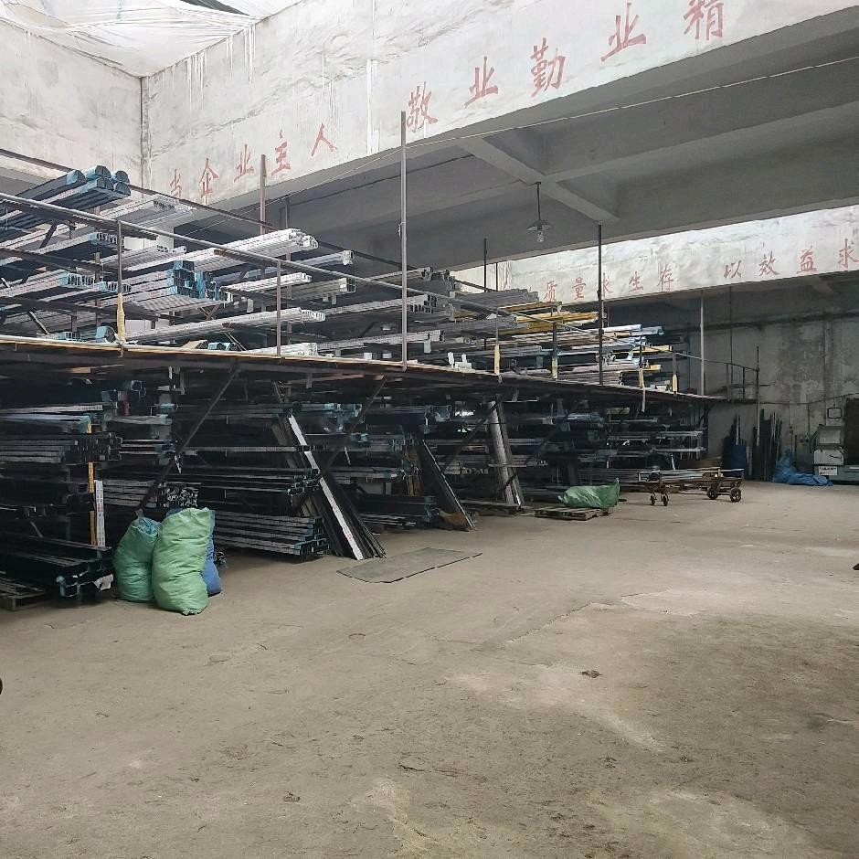 范阳铝材纱窗浴室门批发