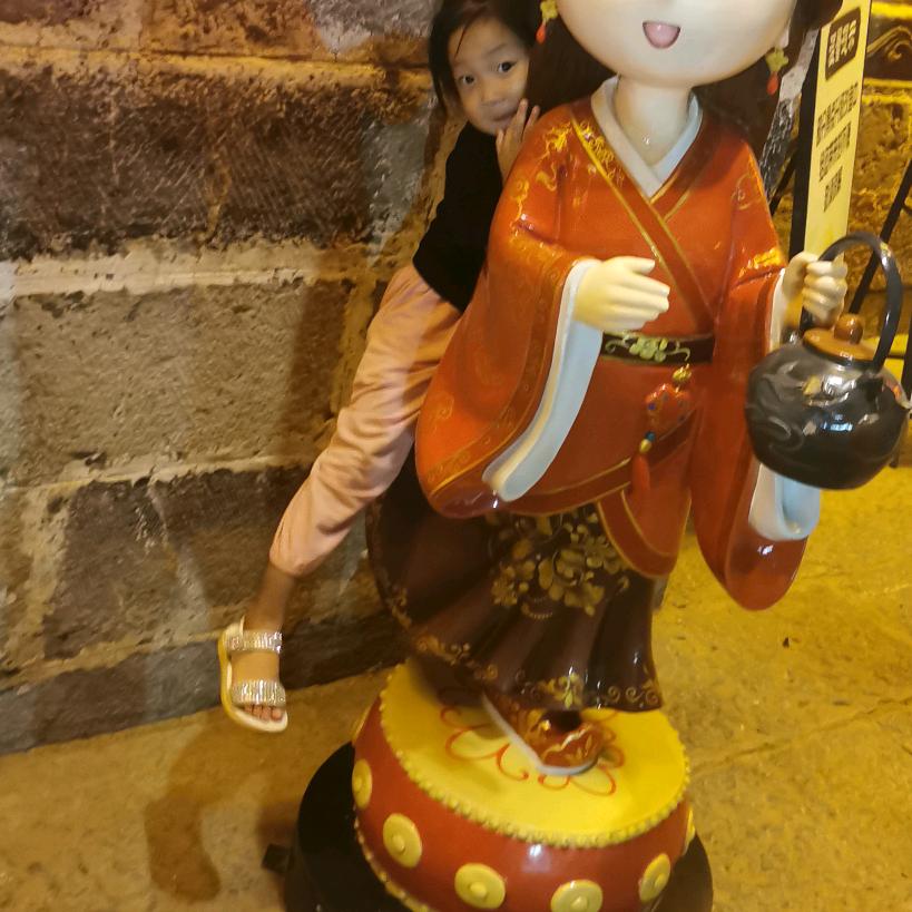 董先生