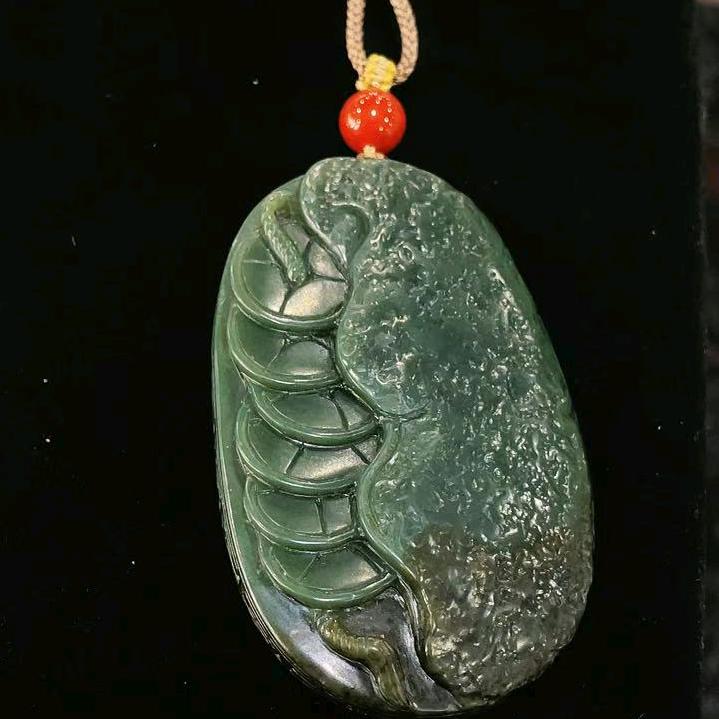 玩玉石的阿大西